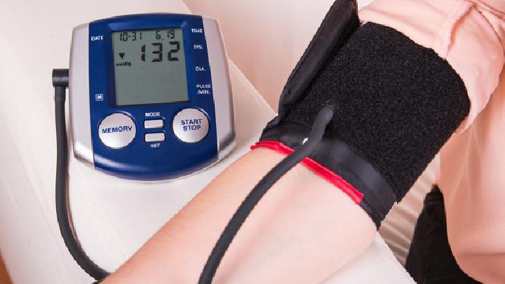 高血压患者会出现哪些症状表现?