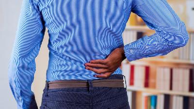 如何辨别自己是否是腰肌劳损的症状呢?