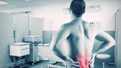下肢放射痛是腰椎间盘突出的症状