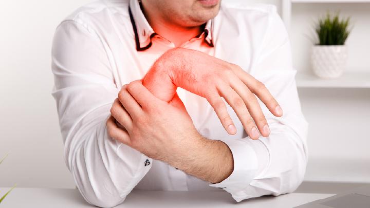 急性纤维性腱鞘炎有哪些症状呢?