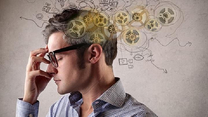 有先兆的偏頭痛的臨床表現(xiàn)可以分為哪些時(shí)期?