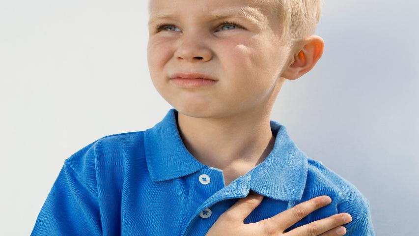 心脏病的初期症状会发生呼吸短促现象