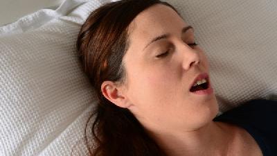 传统治疗打呼噜主要有三种方式