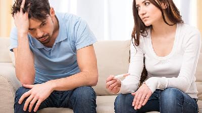 揭秘：五大引起更年期抑郁症的原因