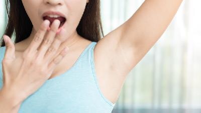 腋臭的病因在产生理由中是很通常的