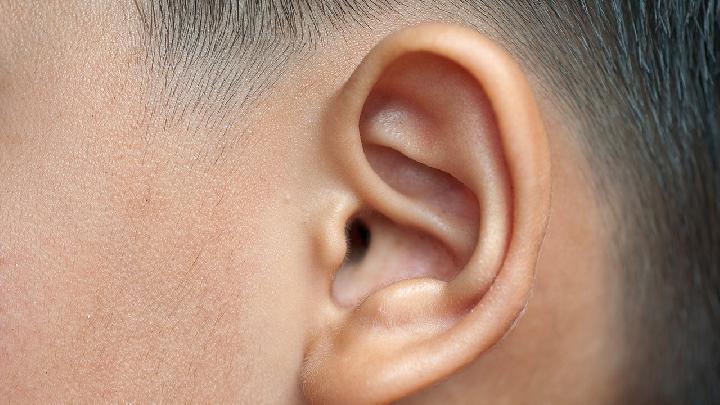 引起小儿中耳炎的原因有哪些