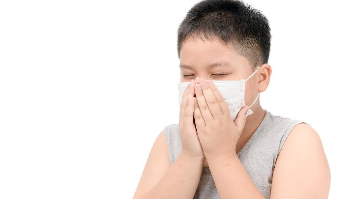 小儿咳嗽或是鼻炎症状的反应