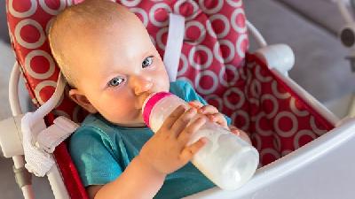 如何判断宝宝的消化情况 4个方面可判断宝宝母乳消化不好
