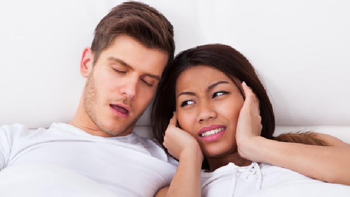 在生活中，最为常见的打呼噜的危害表现