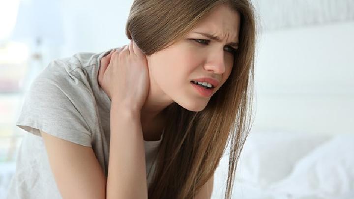 4种保健方法防止颈椎病复发
