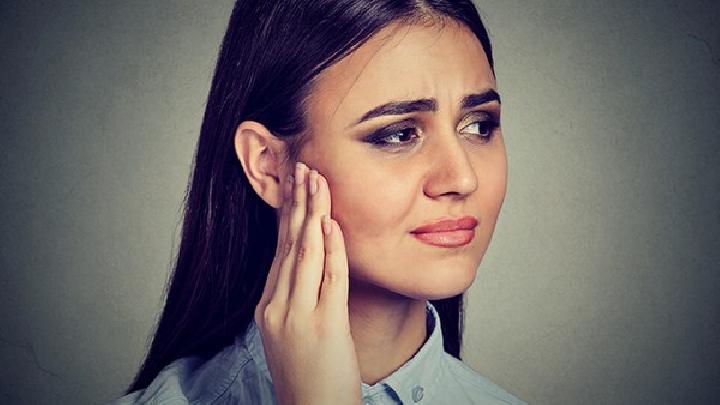 分泌性中耳炎以听力减退为常见症状