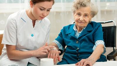 到医院医生会如何治疗痤疮