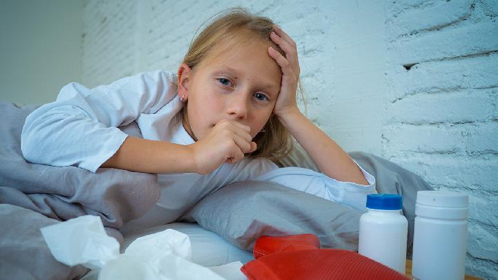 小儿支气管炎是由什么原因引起的?