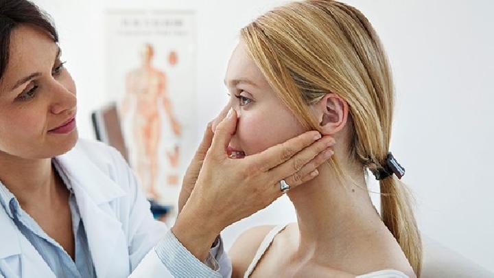 如何诊断慢性鼻炎