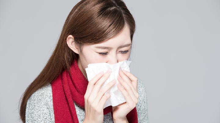 鼻炎患者应避免接触过敏源