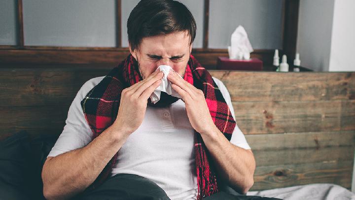鼻炎主要是什么原因引起的