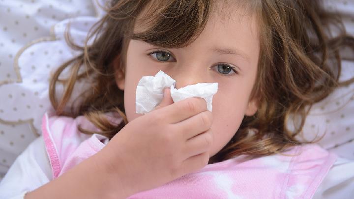 用按摩治疗法治疗小儿过敏性鼻炎