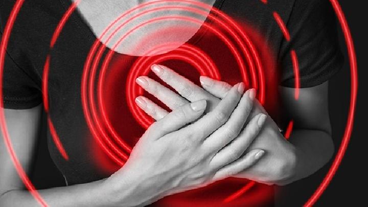 老年梅毒性心脏病可以并发哪些疾病？