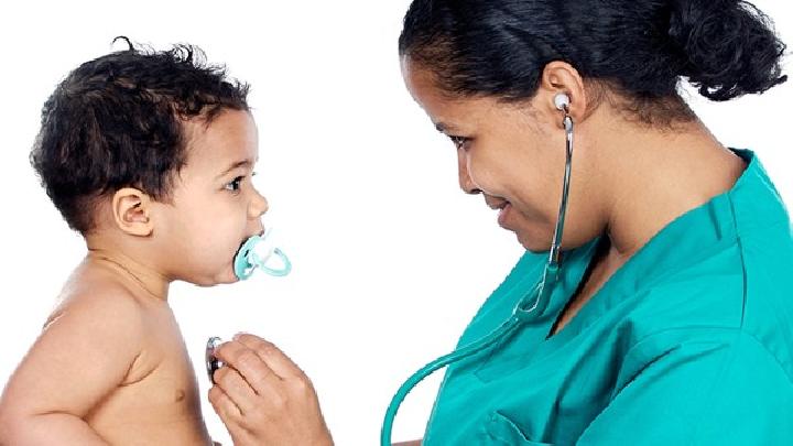 婴儿湿疹会有哪些表现？