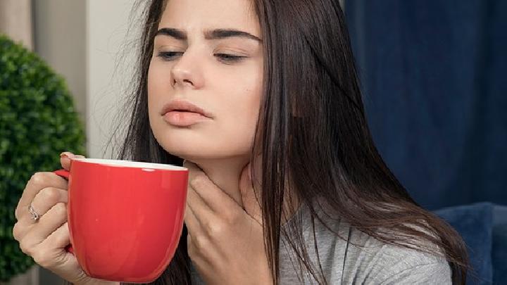 容易引起咽炎的因素有哪些