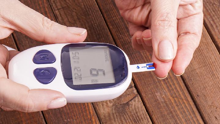早期糖尿病足症状有哪些呢