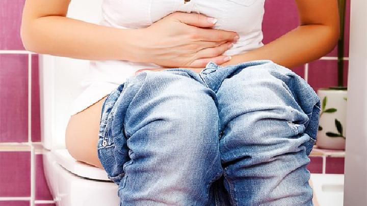 胃溃疡引起腰部痛怎么办