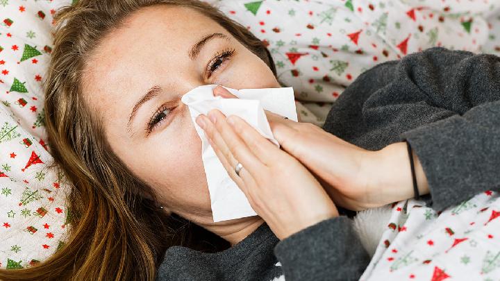 鼻炎发作时鼻腔干疼怎么办?
