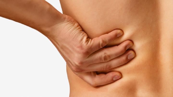 腰痛、尿频的原因是什么