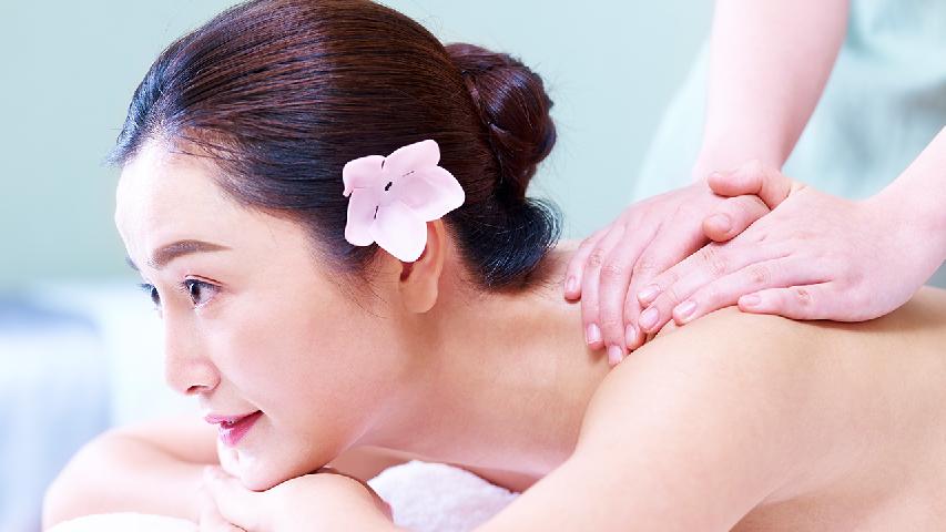 男性黃褐斑吃什么