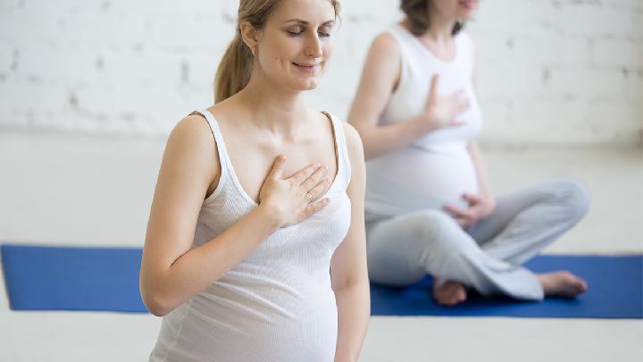 孕妇肚皮白色斑块怎么预防