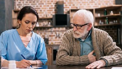 中老年女性中风如何治疗效果好