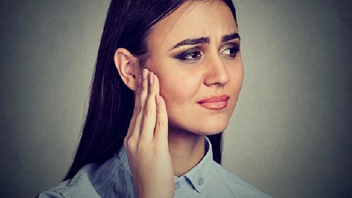 面肌痉挛是什么？