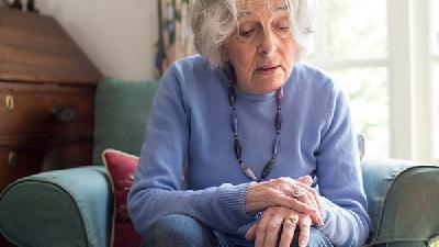 中老年女性中风的早期预防
