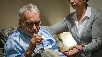 男性中风如何治疗