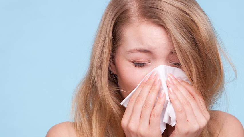 春天鼻炎病菌繁衍肆虐怎么办 盐水洗鼻是为最佳治疗方法