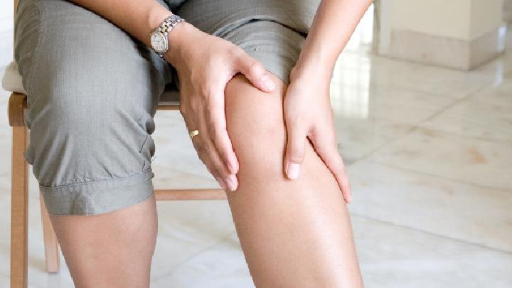 膝关节炎的症状与治疗方法有哪些呢