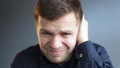 喝酒后头痛要怎么做最好