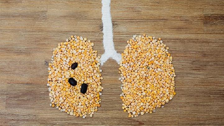 不好的饮食习惯也会导致肺癌