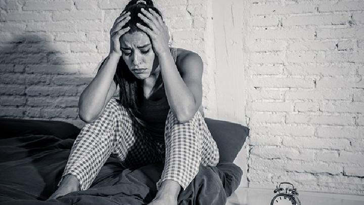更年期的女性失眠容易患上抑郁症