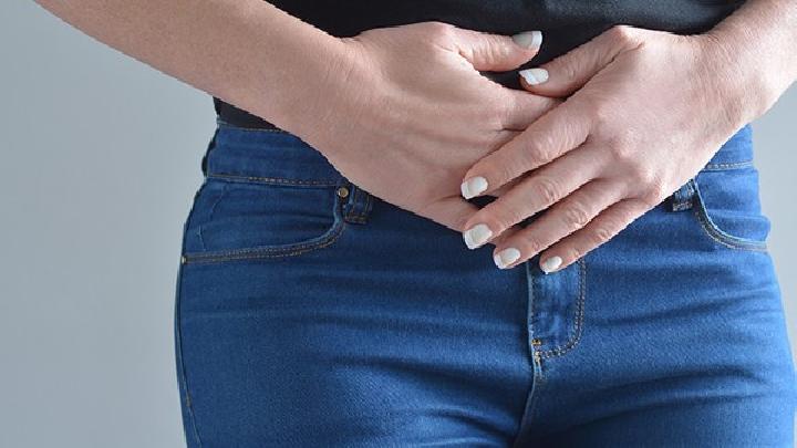紧身牛仔裤可能会导致女性阴道炎