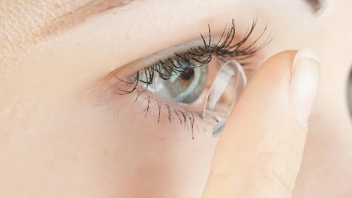 低眼压性青光眼是怎么引起的？