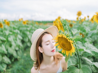 如何给女生说早安 oYYBAFoCYeCAf49rAAFvxv-u4fU07.jpeg