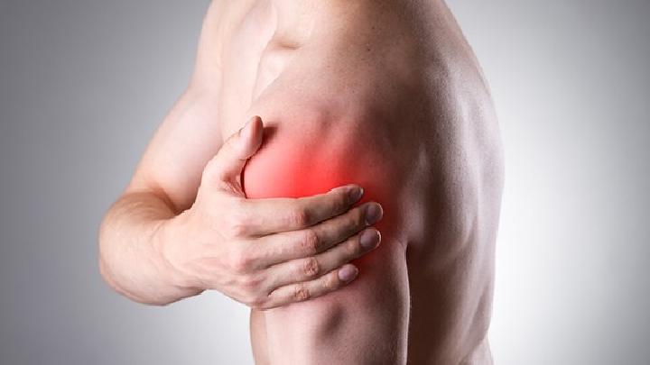 治疗肩周炎的4个简单方法