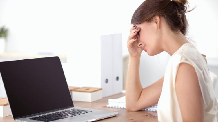 女性患更年期综合症会导致月经失调吗