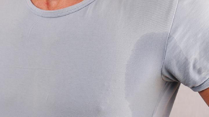 如何治疗狐臭？