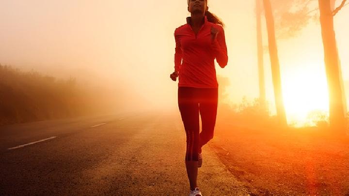 跑步减肥体重不减反增怎么回事 跑步减肥小心陷入5大误区