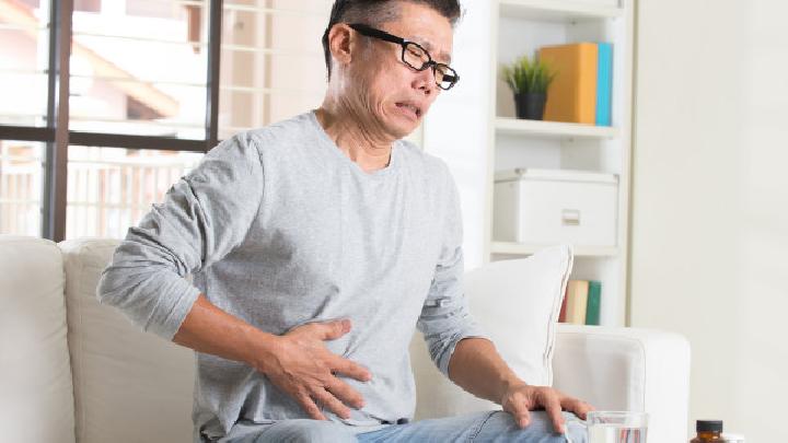 先天性胆管囊状扩张有哪些症状？