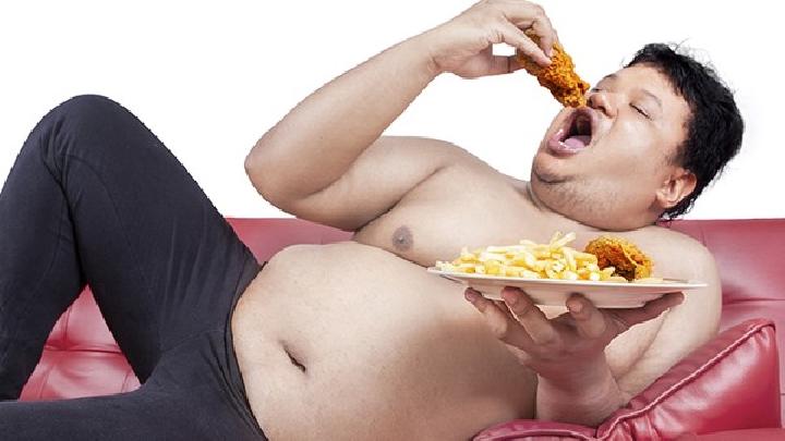 摆脱肥胖要养成良好的饮食习惯
