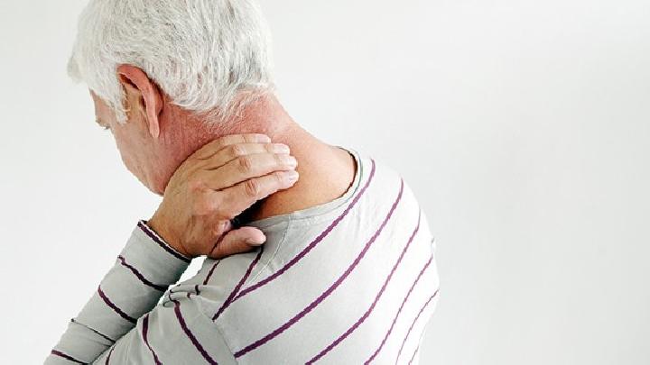 颈椎小关节创伤性退变性关节炎引发什么疾病