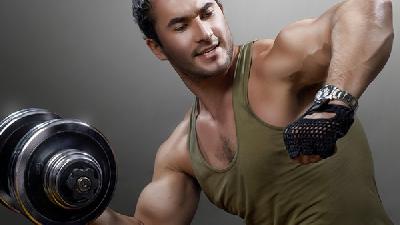 无氧运动使男性的魅力更加明显 运动专家推荐三种运动方式